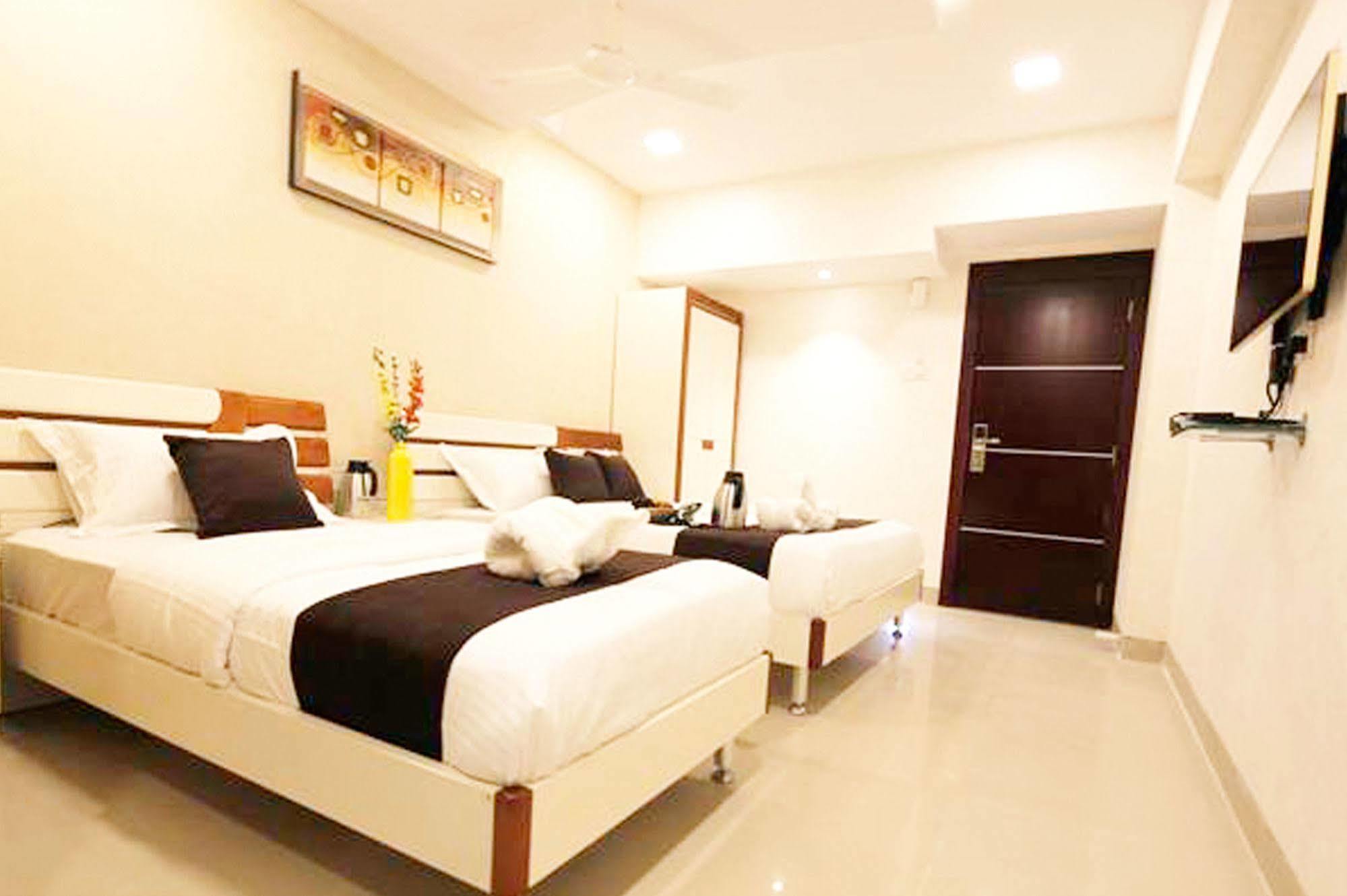 Fabexpress Annex Executive Andheri East Hotell Mumbai Exteriör bild